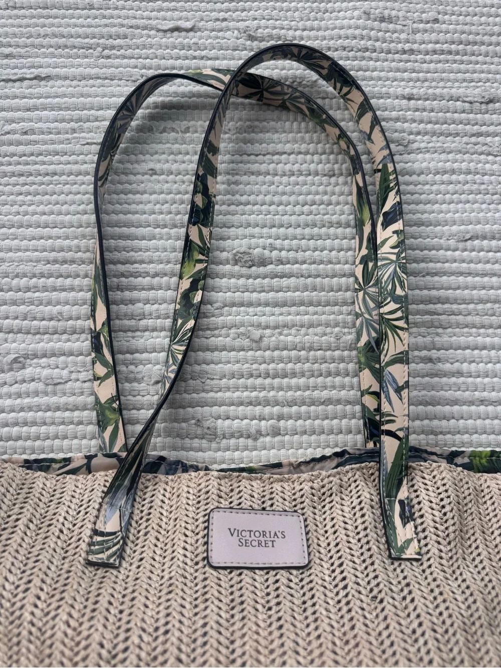 Victoria’s Secret Woven Beach Tote Tropical Lined Carryall Bag
